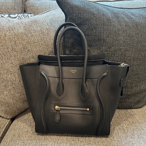 Celine Micro Luggage Handbag in Smooth Calfskin Black - Picture 1 of 8